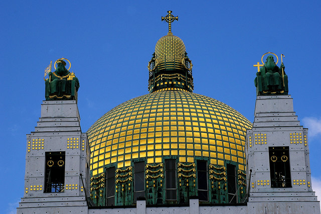 Kuppel der Otto-Wagner Kirche / links: hl. Leopold / rechts: hl.Severin  https://youtu.be/CeDAPikO-t0