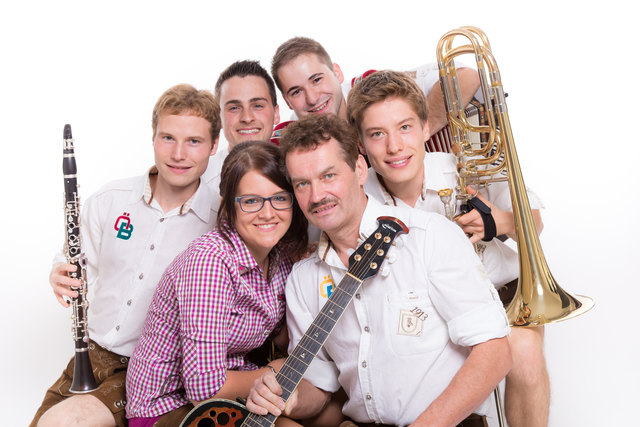 Die Ötscherland-Buam sorgen beim Wanger Oktoberfest am Sonntag für Stimmung. | Foto: Schafranek