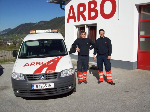 Prüfzentrumsleiter Lemmerer und sein Kollege Luidold haben für den Tag der offenen Tür ein tolles Programm vorbereitet (v.r.n.l.). | Foto: ARBÖ/KK)
