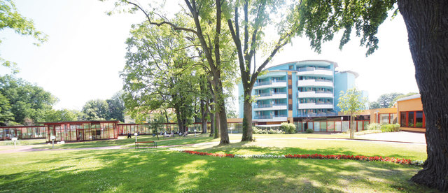 Bad VöslauFür eine erholsame Auszeit sind unsere Vier-Sterne Gesundheitshotels das ideale Ziel, um einen
gelungenen Sommerurlaub „gleich ums Eck“ zu verbringen.