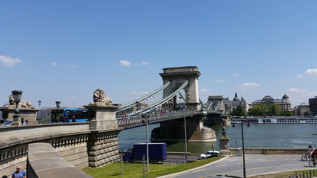 Eine der vielen Brücken Budapest - Szechenyi - Brücke