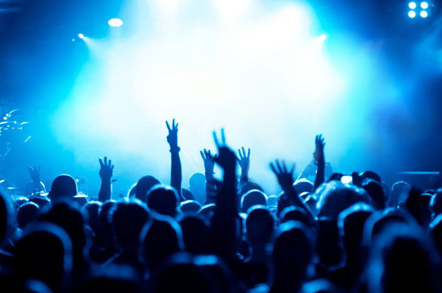 Und zu guter Letzt: Eine Party im Saal der Alten Schule in Gutau. | Foto: Panthermedia/dwphotos