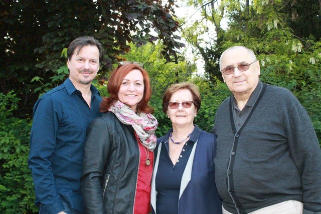 Generationenübergreifende Hilfe: Hermann und Andrea, Resi und Dieter Zimmermann
