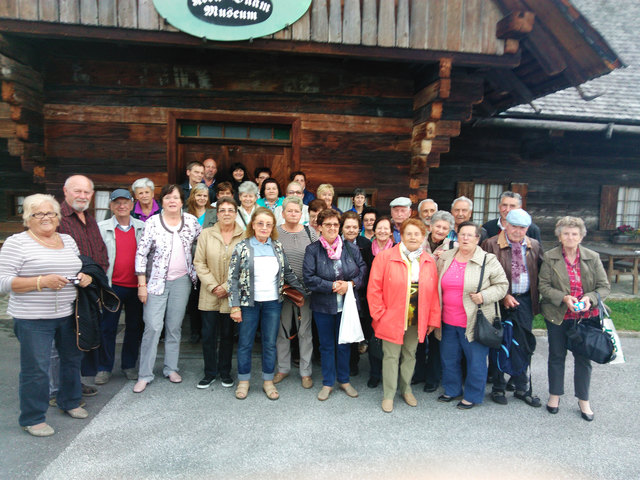 Unter der Reiseleitung von Eva-Maria Penz brachen die Wolfsberger Pensionisten in die Weststeiermark auf | Foto: KK