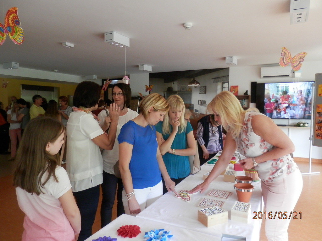 Offene Turen Im Mutter Teresa Haus In Neuhaus Jennersdorf