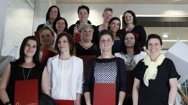 Feierliche Zeugnisverleihungam St. Vinzenz Bildungszentrum: Die Absolventinnen der Ausbildung zur Pflegehilfe. | Foto: KH Zams