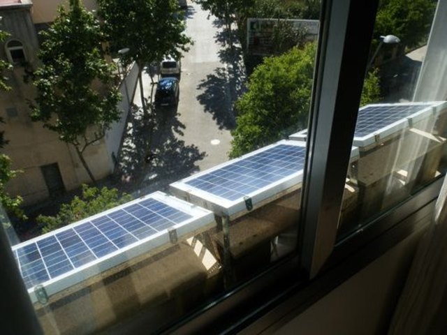 Fensterbank Solar-Panel