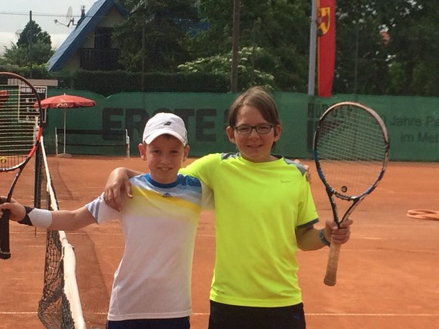 Tim Harreither (re.) mit seinem Finalgegner Elias Sumann aus Wien. | Foto: privat