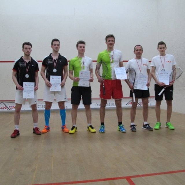 Michael Treiss, Lukas Rosner, Pauli Mairinger, Georg Blaimauer, Fritz Loindl, Simon Loindl (v. l.). | Foto: Styria Squash People