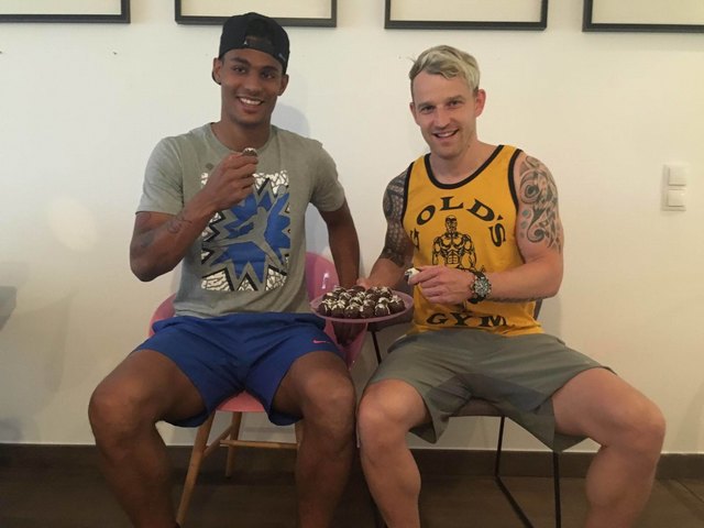 Rubin Okotie haben die Energiekugeln sehr gut geschmeckt. | Foto: Foto: KK