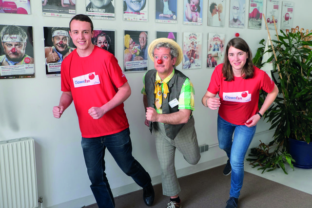 Mit viel Spaß bereiten sich Benjamin Burazor-Domazet, Massimo Rizzo und Sonja Illetschko (v.l.) für den Wienathlon vor. | Foto: Arnold Burghardt