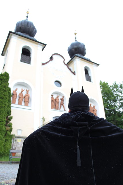 Ein Unbekannter hat Angekündigt, als Batman in Bad Ischl per Selbstjustiz für Ordnung zu sorgen.