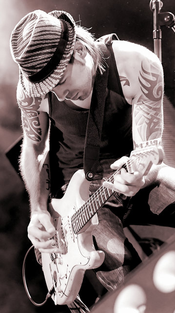 Ob im Grieskirchner Bahnhof oder im Wiener Gasometer, Zilinski und Band überzeugten schon viele Musikliebhaber. | Foto: Andreas Mueller