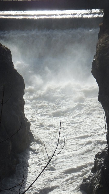 schäumender Lech am Lechfall