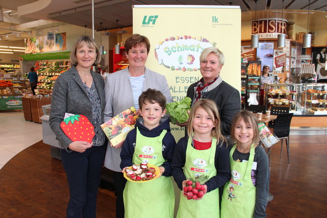 LFI-GF Evelyn Darmann, LFI-Obfrau Resi Schiffmann und Spar-Marketingleiterin Barbara Moser