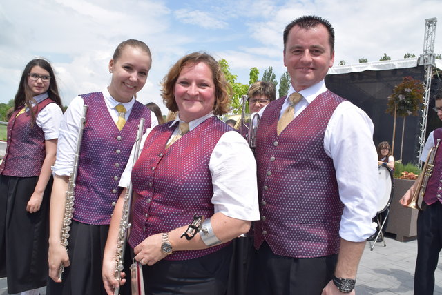 Sorgten für die musikalische Umrahmung: Bettina Bauchinger, Sabine Scheckenbacher und Ernst Kargl vom Musikverein Zwentendorf.