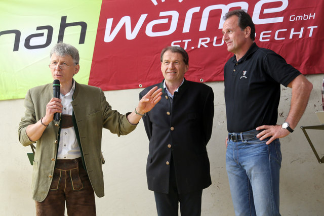 Vizebürgermeister Thomas Matzer, Prof. DI August Weingartner (HTL Weiz) und Moderator Mike Rath