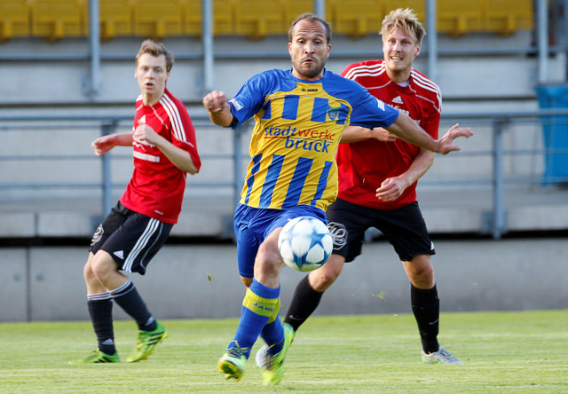 Acht Saisontore: Trifft Herbert Wieger (Bruck) auch am Freitag? | Foto: Foto: Trois