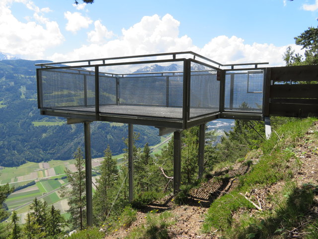Seit 2012 lädt diese Aussichtsplattform zu einem fantastischen "Inntalblick" ein