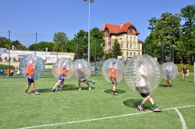 Bubble Soccer: Fußball spielen mit Airbag. Foto: www.bubblesports.at