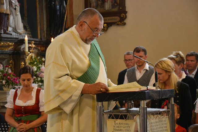 Auch Diakon Franz Brottrager gestaltete den ungewöhnlichen Gottesdienst mit.