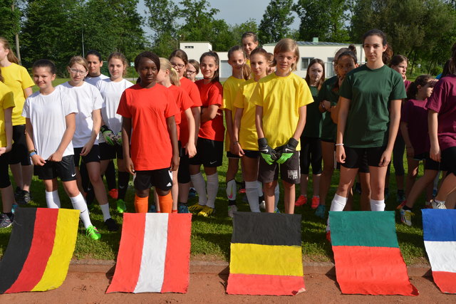 130 Schülerinnen und Schüler wurden den verschiedenen Teams zugelost. Am 20. Juni ist das Finale. | Foto: NMS Timelkam