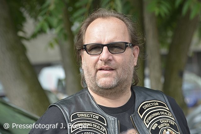 pressefotograf.j.burger@gmx.at