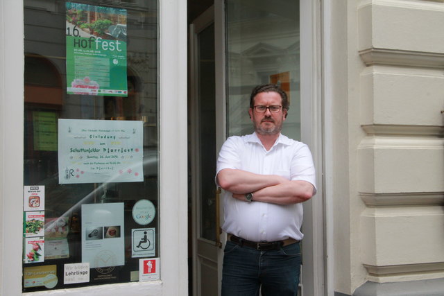 "Früher hat es in Neubau mehr Unternehmen gegeben. Aber ohne Infrastruktur wandern viel in die Außenbezirke ab", erzählt Markus Frömmel, ÖVP Bezirksrat und Unternehmer in Neubau