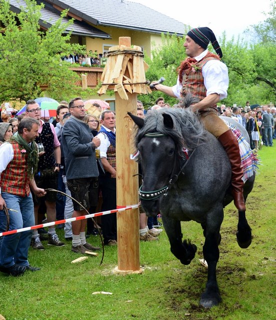 Kufenstechen im Gailtal bleibt autochthon Gailtal