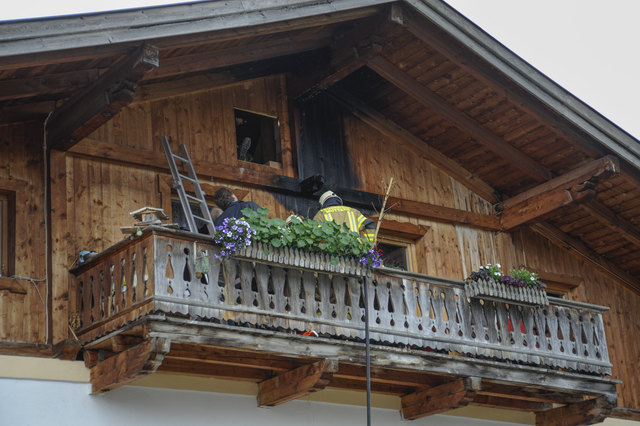 Brand im Obergeschoss eines Hauses in der Dorfstraße – das hätte schlimme Folgen haben können! | Foto: zeitungsfoto.at