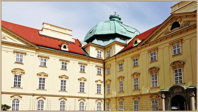 Innenhof des Stiftes