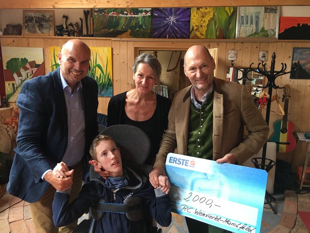 Harry Bauer (Rotarx Club Weinviertel Marchfeld), Simon Schneider, Martina Kugel, Florian Ladengruber