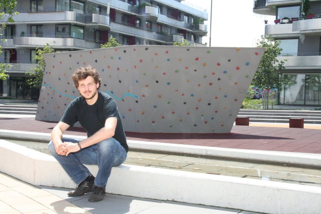 Vom Franz-Haas-Platz aus möchte der neue Grüne Chef "sein" Simmering besser machen.