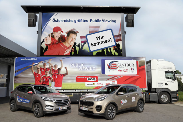 Am Mittwoch, dem 6. Juli ab 18 Uhr gastiert die FAN TOUR mit ihrem Truck im Einkaufszentrum Thayapark. | Foto: privat