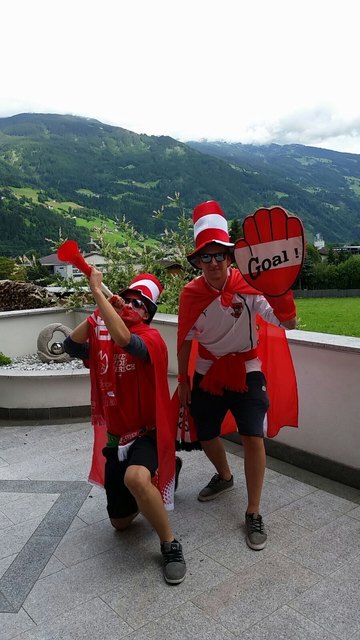 Auf dem Foto sind Matthias Eberharter und Raphael Platzer, kurz bevor sie in die EM Arena Innsbruck gefahren sind. Foto und Teilnehmer: Eberharter Matthias
