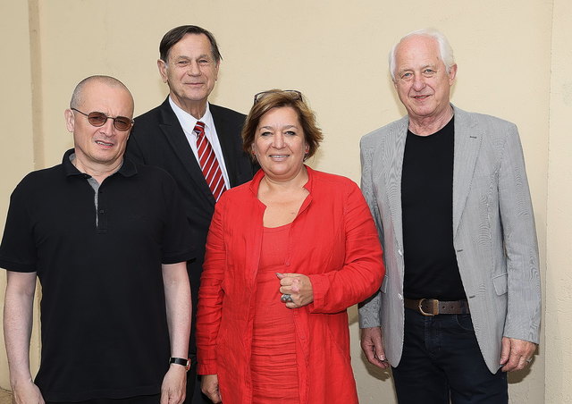 Mag. Bernhard Heinzlmaier, Prof. Dr. Hannes Bauer, LHStv. Mag. Karin Renner, PVÖ Bezirksvorsitzender Wilfried Brocks (v.l.). | Foto: Pensionistenverband