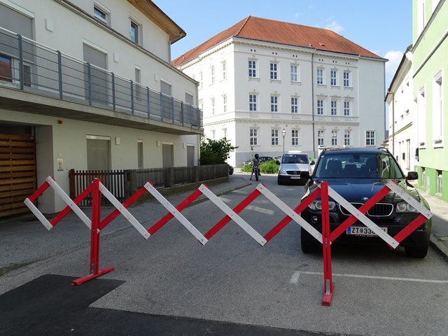 Bald ist die Schulgasse wieder ungehindert durchfahrbar.