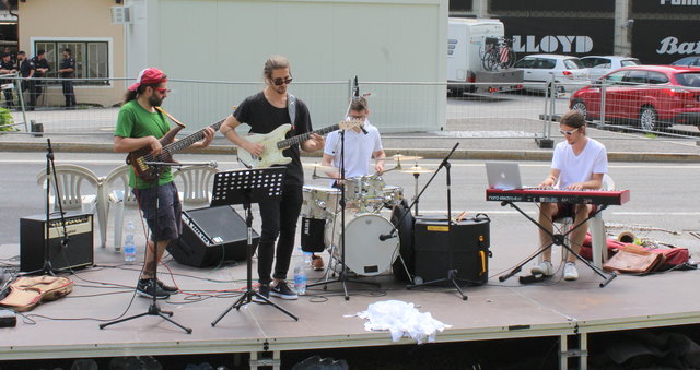 Verschiedene Musikgruppen sorgten bei der Kundgebung für eine gute Stimmung