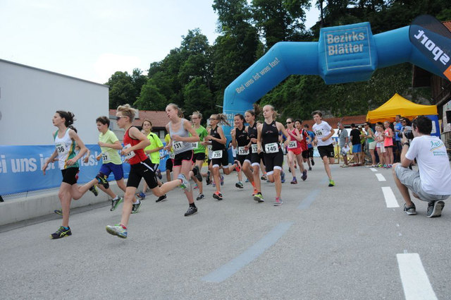 Beim 15. Baumkirchner Sonnwendlauf waren 364 gemeldete LäuferInnen am Start.