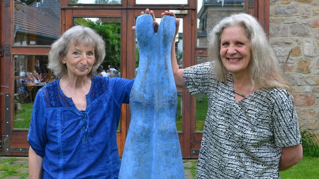Charlotte Seidl und Leena Naumanen zeigen ihre Werke in der Galerie Gut Gasteil.