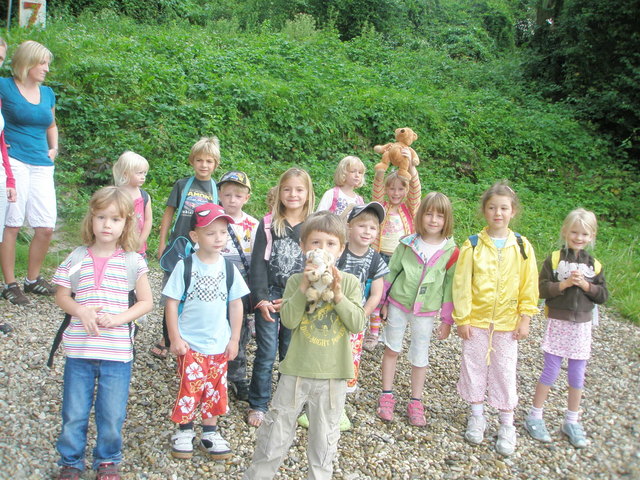 In der Zeit des Sommerkindergartens werden zusätzlich 13 Arbeitsplätze in der Region geschaffen.