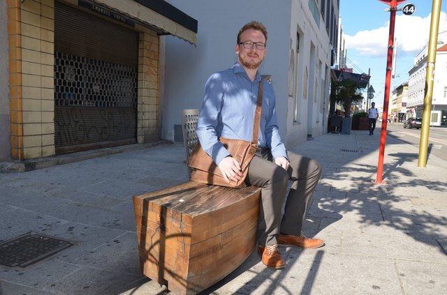 Helmut Spindler: "Die Straße ist jetzt viel schöner als früher. Nur schade, dass die Bänke so schnell kaputt waren".