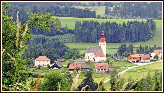 Das familienfreundliche Wanderdorf Mühlen liegt am Südhang des Zirbitzkogels, dem höchsten Berg der Seetaler Alpen.