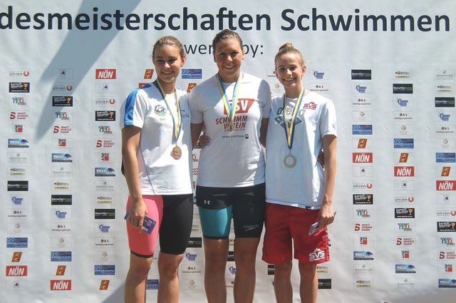 Nina Schwarz - Landesmeisterin 400m Freistil