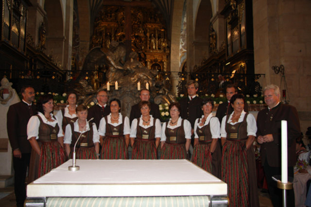 Gemischter Chor Zweinitz überbringt musikalische Grüße von der Pfarre Zweinitz