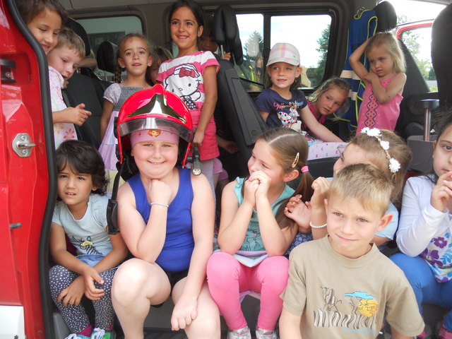 Trotz des ernsten Themas hatten die Kinder sichtlich ihren Spaß bei Feuerwehr und Rettung.