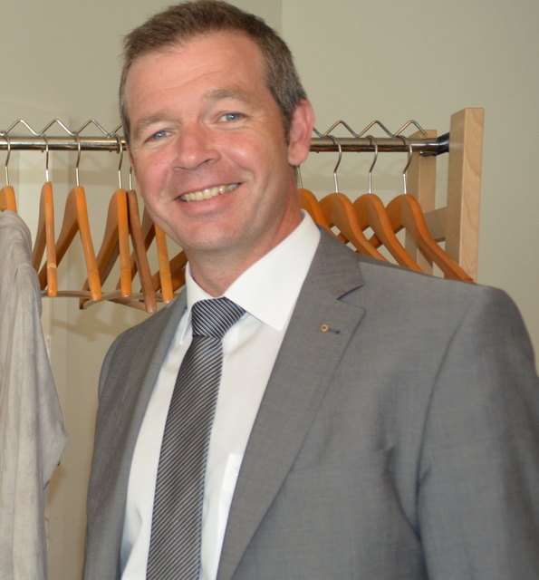 Adolf Hammerl wechselt von der Volksbank zur Sparkasse Amstetten.