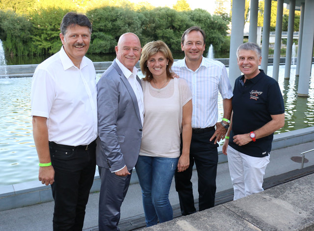 NÖ LAK-Präsident Andreas Freistetter, Alexander Goebel, NÖ LAK-Vizepräsidentin Josefa Czezatke, LAbg. Martin Michaltisch und NÖ LAK-Kammeramtsdirektor Walter Medosch.