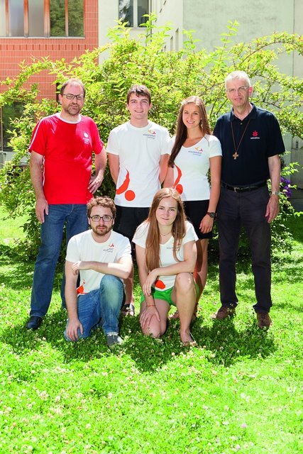 Reinhard Heiserer, Gregor Hirscher, Rita Hansl, P. Petrus Obermüller (hinten v.l.), Martin Hummer, Lisa Hageneder (vorne)