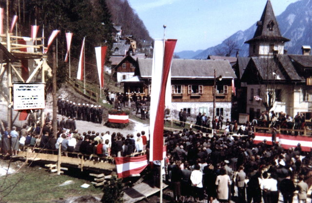 Tunnelanschlag - Foto Archiv Frühauf